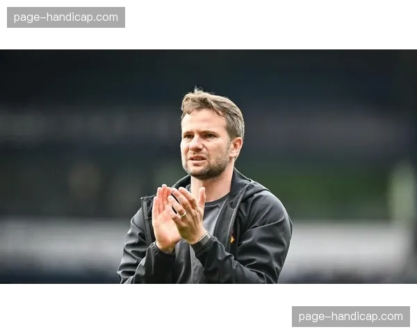 特写：时隔五年，沃特福德老将克莱维利再度在英超首发