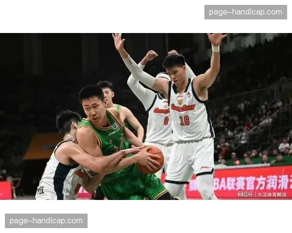 辽粤大战前瞻:广东锋线群与辽宁后卫线的对位,将决定系列赛攻防节奏 辽粤大战前瞻:广东锋线群与辽宁后卫线的对位,将决定系列赛攻防节奏